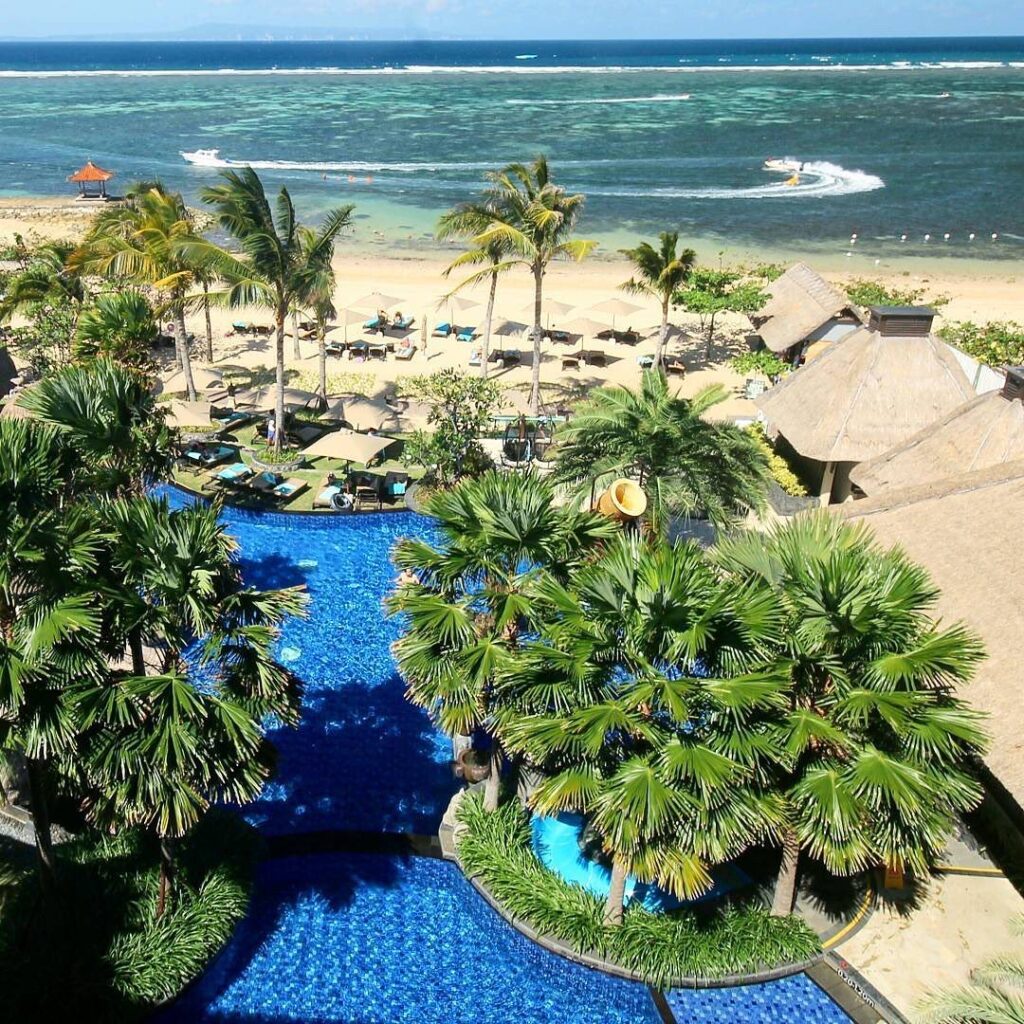 The Holiday Inn Beach Resort Nusa Dua