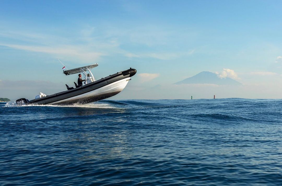 RHIB vs. Inflatable Boat: Which Is Better?